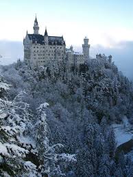 Explore jeff titelius / eurotravelogue's photos on flickr. Neuschwanstein Castle In Winter Schwangau Allgau Bavaria Germany Europe Neuschwanstein Castle Castle Pictures Beautiful Castles