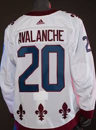The colorado avalanche is hosting a retro night when the team takes on the vegas golden knights on feb. Avalanche Reverse Retro Jerseys Have Quebec Nordiques Flavor The Denver Post