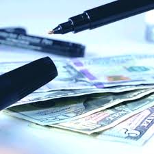 This video goes in detail and shows how to spot counterfeit or fake us bills, using a standard counterfeit detection pen. Dri Mark Smart Money Counterfeit Bill Detector Pen For Use W U S Currency Dri351b1 Walmart Com Walmart Com