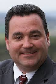 Kraig Hahn's Instagram, Twitter & Facebook