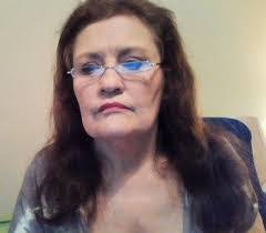 Yasmin Robinson's Instagram, Twitter & Facebook