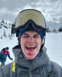 SAM (@sam.ogryzlo) • Instagram photos and videos