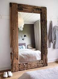 Specchione Fatto Con Vecchie Tavole Di Legno Di Recupero Idee Di Interior Design Decorazione Di Casa Naturale Arredamento