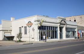 Car museum in memphis, tn 1. Edge Motor Museum Rolling Into 645 Marshall Avenue Later This Year