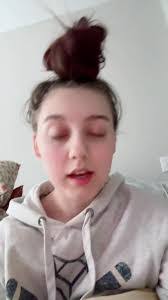 Alexis Mahan's Instagram, Twitter & Facebook