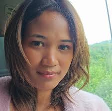 Manou Ratsihoarana updated her...