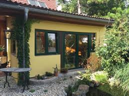Mein mann, mein sohn und ich bewohnen eine 4 zimmer wohnung, mit garten, eg, in einem reimittelhaus. Inserieren Von Immobilien Kann Fur Verkaufer Und Vermieter Teuer Werden