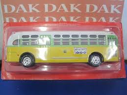 Rosa is scheduled to start filming in 2019. Die Cast 1 43 Coaches Bus Gm Tdh 3610 Rosa Parks 1955 Usa Ebay