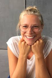 Anne Hermans's Instagram, Twitter & Facebook