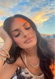 Meghan Mikiciuk Davis