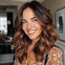 Rebecca Tunstall's Instagram, Twitter & Facebook