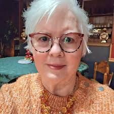 Feels like a good time to mention that one of New England's most popular  gas station chains (which is also a heating fuel supplier) is SO CANADIAN  that if you're looking for