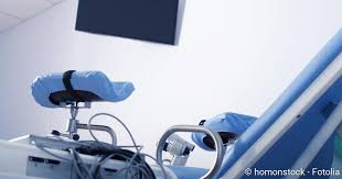 Habe mal ein paar fragen zum stuhl beim frauenarzt: Gynakologische Untersuchung Grunde Und Ablauf Netdoktor