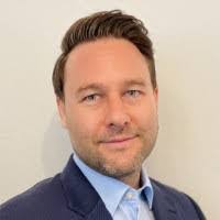 Dieter Heinze's Instagram, Twitter & Facebook