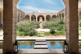 Kenya architectural design - escape to a serene oasis.