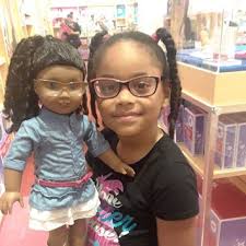 A very helpful note on the american girl doll wiki points out that the other characters' dress understated perfection here. American Girl 2017 Truly Me Doll Brown Eyes Layered Brown Hair Light Skin Tone Dn68 Reviews 2021