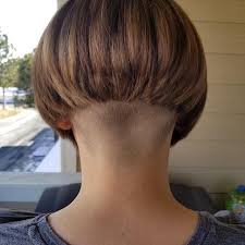 Planetofthenapes Auf Instagram Fab Napeshavedbob With A High And Tight Undercut In 2020 Short Bob Hairstyles Bob Hairstyles Undercut Hairstyles