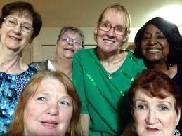 Grateful to have made some new friends just in time for our favorite  seasonal get-together! @shabanaazeez_ and @powertitia are such wonderful  people and amazing actors! My family was delighted to have them