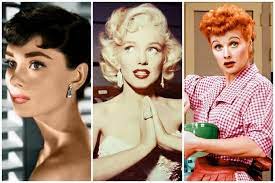 Wie wäre es zum beispiel mit königsblauen haaren oder pinken spitzen? Trendige Frisuren Im Laufe Der Jahre Entwicklung Der Haarmode Trendige Frisuren Haar Styling Frauen Frisuren