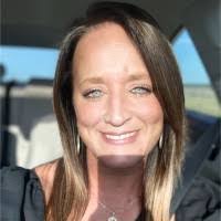 Monica Garay's Instagram, Twitter & Facebook