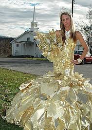 Wedding dresses are for weddings, not funerals. The Worst Wedding Dresses Of All Time Including Nearly Naked Brides Black Gowns And Gigantic Feathers