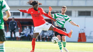 Toda info, estatísticas, escalações e eventos da partida Ii Liga Benfica B Empata Com O Sp Covilha No Seixal Maisfutebol