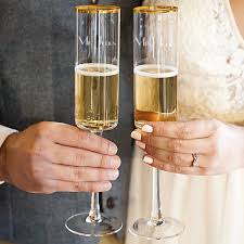 Con flores que realizamos en el video anterior. 8 Oz Gold Rim Contemporary Champagne Flutes Personalized