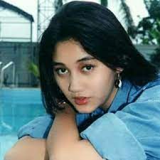 26tahun yang lalu #nikeardilla wafat. Nike Ardilla Clothes Outfits Brands Style And Looks Spotern