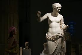 She was the dauıghter of zeus. Aphrodite The Greek Goddess Of Love And Beauty