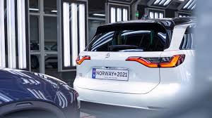 Wèilái) is a chinese automobile manufacturer headquartered in shanghai, specializing in designing and developing electric vehicles. Why Nio Shares Are Sinking Today Nasdaq