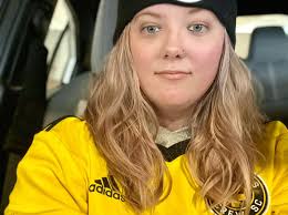 Christa Leeann Stevens (@itschristaleeann) • Instagram photos and videos