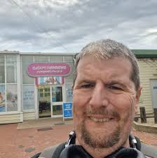 You can't take Stacey Crutchfield & Mendy anywhere. 😂