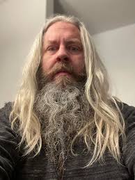 Discovery of Razor Blade Disposal Slot in 70-Year-Old House