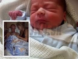 Smrť bábätka po otcovej puse otriasla svetom: Ako sa vyvarovať podobným  prípadom?