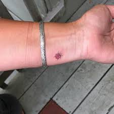 Little Ladybug Losangelestattoo Sanfranciscotattoo Singleneedle Finelinetattoo Tattoosofinstagram Ladybug Lady Bug Tattoo Ladybird Tattoo Bug Tattoo