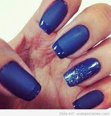 Con el objetivo de un aspecto elegante? Unas Pintadas De Azul Atrevidas Y Divertidas Unas Pintadas