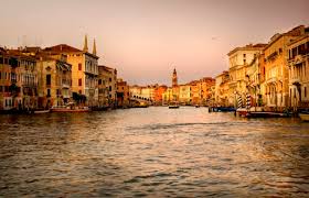Check spelling or type a new query. El Gran Canal De Venecia