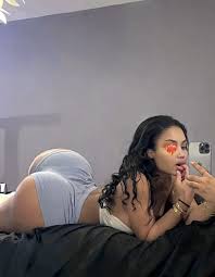 Tootatis sensual - arousing touchespleasurable sightsdesire awakened