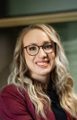 Whitney Munson's Instagram, Twitter & Facebook