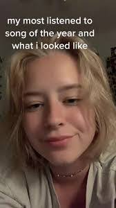 Layla Foley's Instagram, Twitter & Facebook