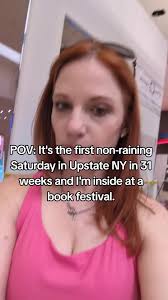 but it's a million degrees and humid, so the ac feels nice. come get your  beach reads! #bookrecommendations #romcombooks #booktok #lowtonospicebooks  #sportsromancebooks