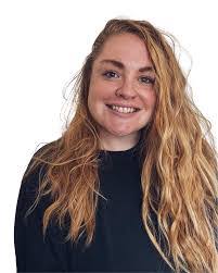 Michelle Chorney's Instagram, Twitter & Facebook