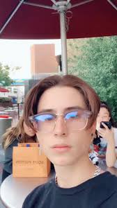 BE GONE @dylanconrique @mackenzieziegler