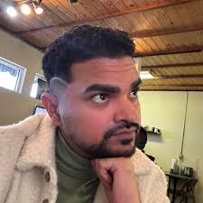 Emilio Luis Roman (@emiliovstheworld) • Facebook