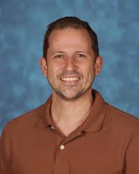 Sarah Burgoon's Instagram, Twitter & Facebook