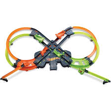 Hot Wheels Colossal Crash Trackset With Images Mattel Hot Wheels Hot Wheels Hot Wheels Cars