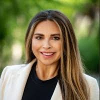 Renee Lucci's Instagram, Twitter & Facebook