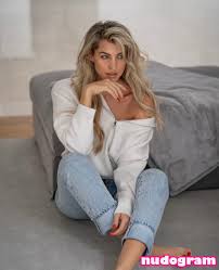 Sarah Harrison  sarah.harrison.official Nude Leaks OnlyFans Photo 97 -  v2.1 | dvir.ru