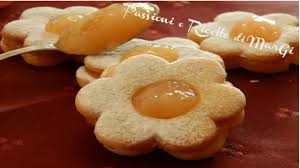 Ingredienti per circa 10 biscotti occhi di bue senza burro. Video Ricetta Biscotti Occhio Di Bue Ricette Di Margi Youtube