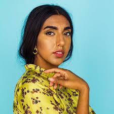 Rupi Kaur Talks "The Sun and Her Flowers" and How She Handles Social  Media's Response to Her Work